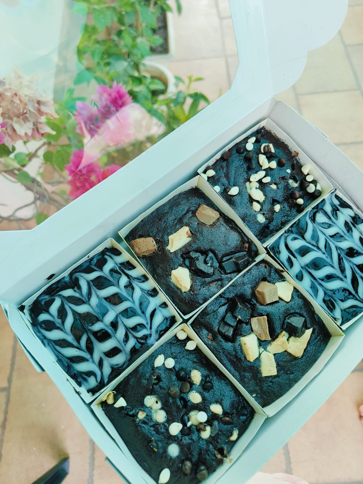 🍫 Eggless Brownie Box – 6 Pieces