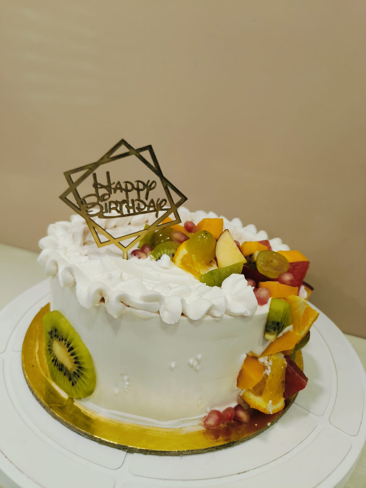 Snowberry Delight Cake